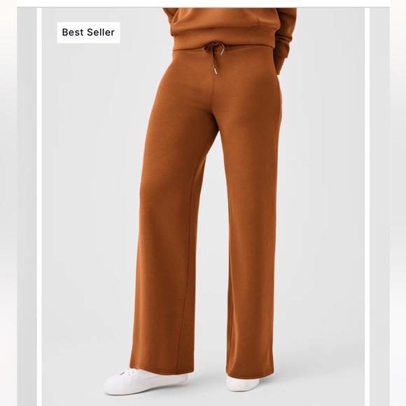 SPANX AirEssentials Wide Leg Pant butterscotch - Picture 4 of 8